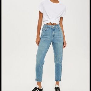 Topshop mom jeans size 26 (fits like 25)